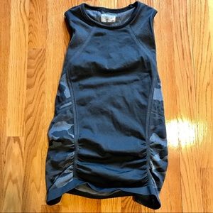 Athleta gray camo active tank xsm NWOT